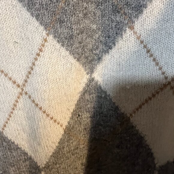 Uniqlo Argyle Sweater - Picture 4 of 4